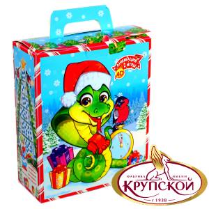 Сладкий новогодний подарок в картонной упаковке весом 650 грамм  в Юрьевце